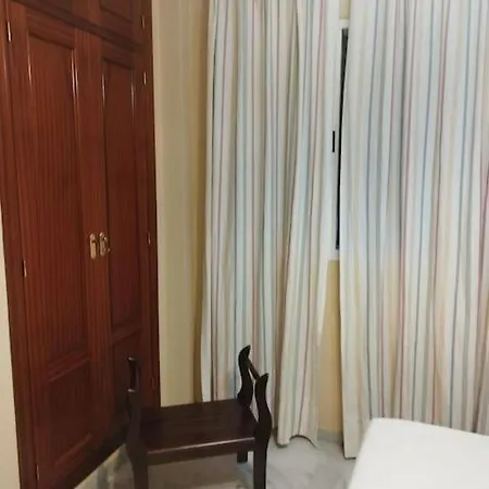 Piso Centrico En Con Garaje Apartment Sanlucar de Barrameda